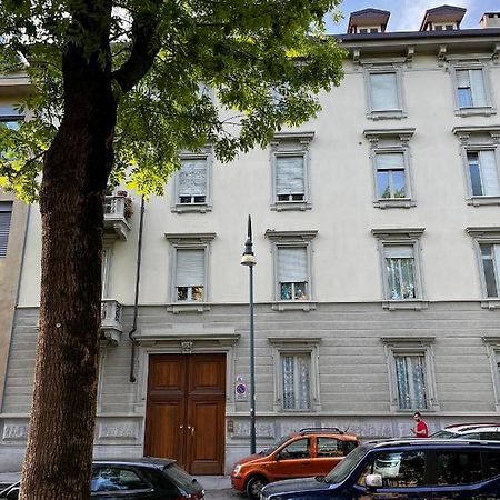 Elegante E Accogliente Appartamento A Torino エクステリア 写真