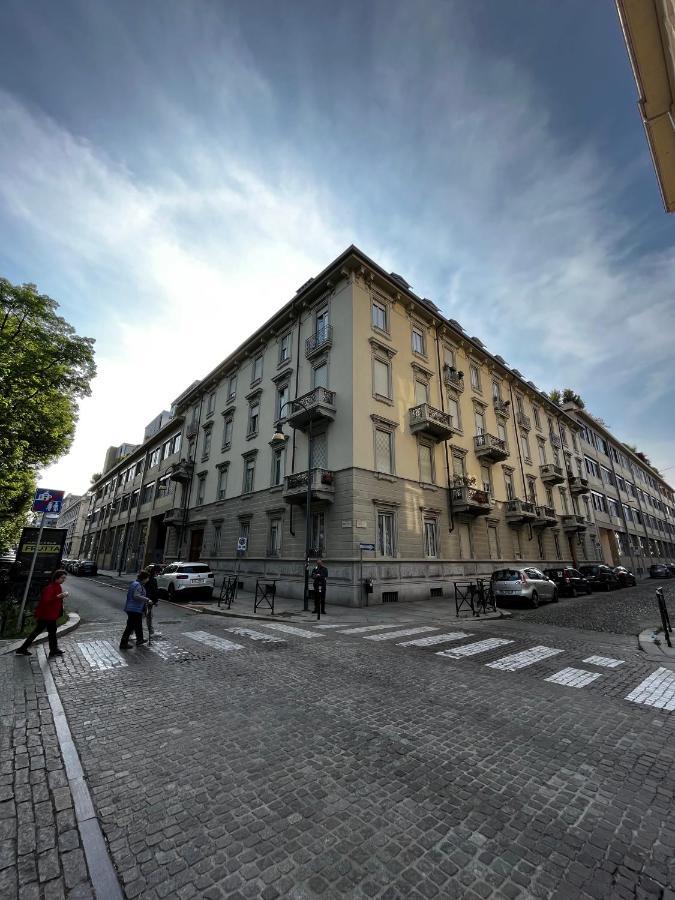 Elegante E Accogliente Appartamento A Torino エクステリア 写真