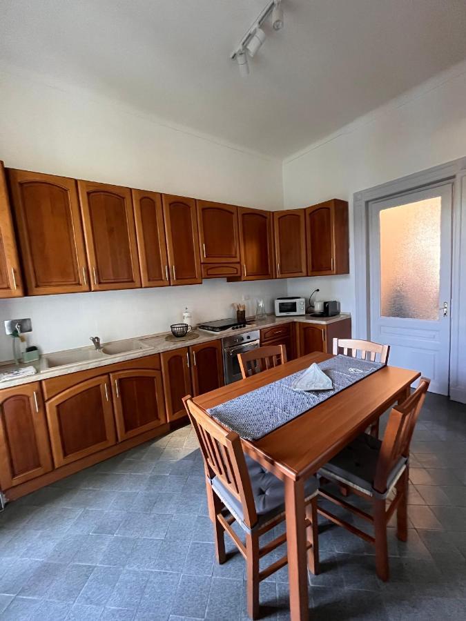Elegante E Accogliente Appartamento A Torino エクステリア 写真